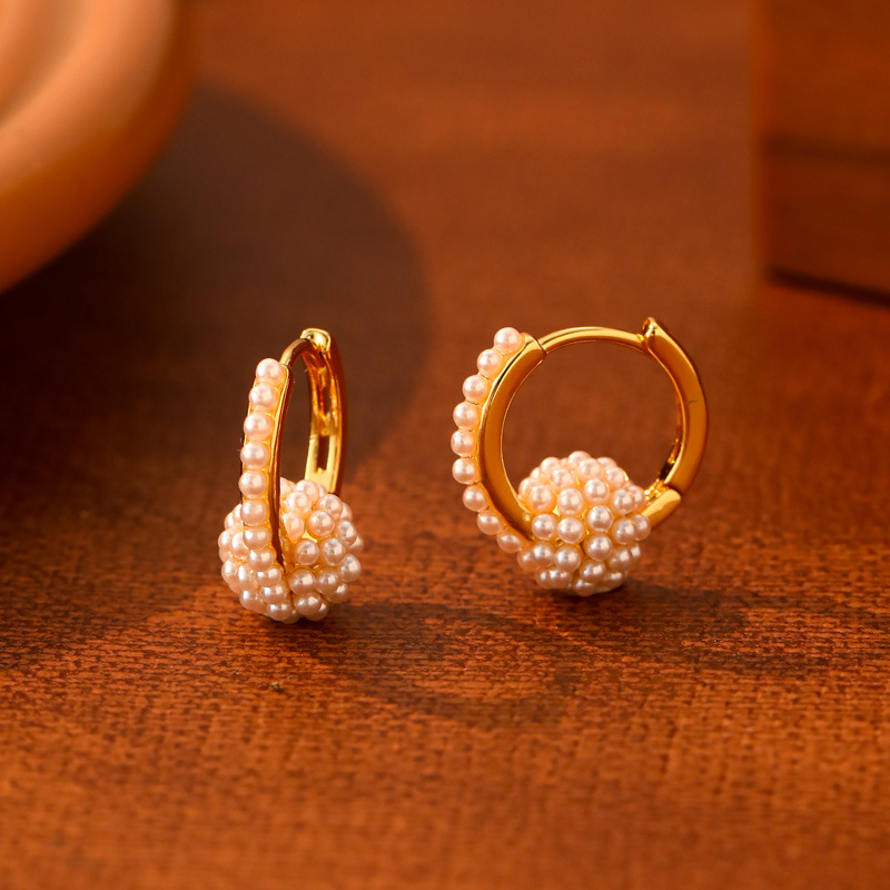 Ramlove 18K도금 진주 동그라미 원터치 귀걸이 고급 패션 럭셔리 보석 HAR-SS049 69,770원