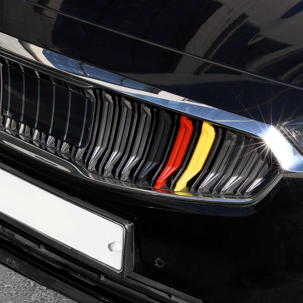 더블랙 호환 올뉴 K7 튜닝 용품 그릴커버 국기몰딩 24,500원