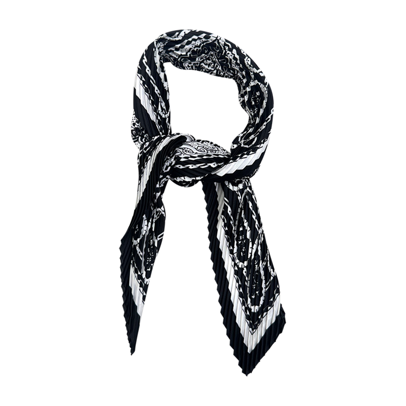 피네플리츠 페이즐리 쁘띠 스카프(2 Color) 27,540원