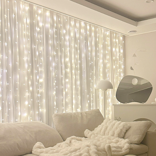 420구 트윙클 커튼 전구 3 x 2m Led 크리스마스 줄조명 35,200원