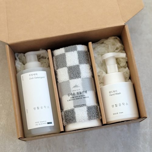 [스티커 제작 완포장] [생활공작소 주방세제 + 핸드워시 + 주방타올 세트] 개인 단체 기관 행사 선물, 1세트, 40수코마사 선염주방타올 그레이 12,500원