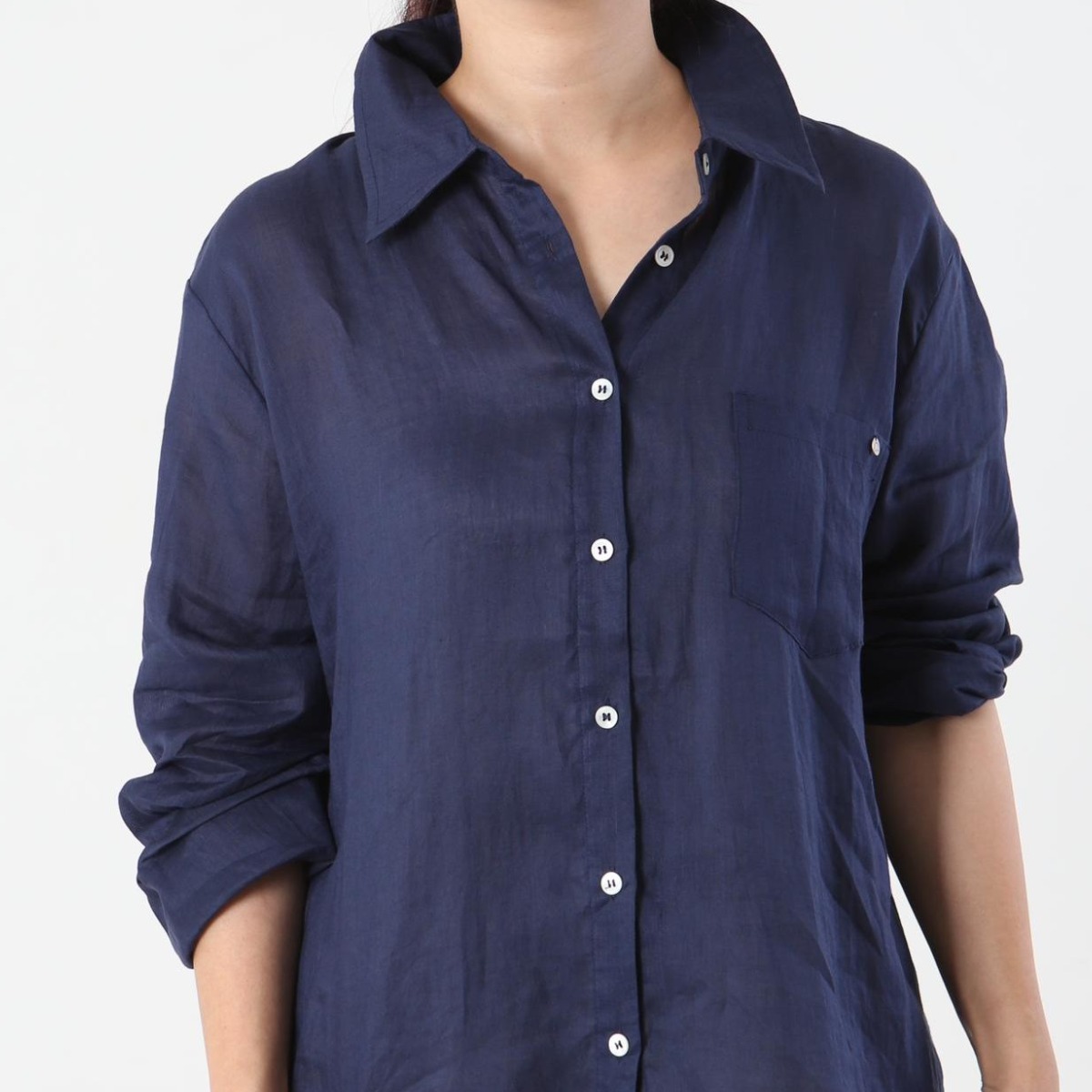 수워나 여성용 플렉스린넨 여름 린넨100% 셔츠 카라 브이넥 마 남방 긴소매 블라우스 69,000원