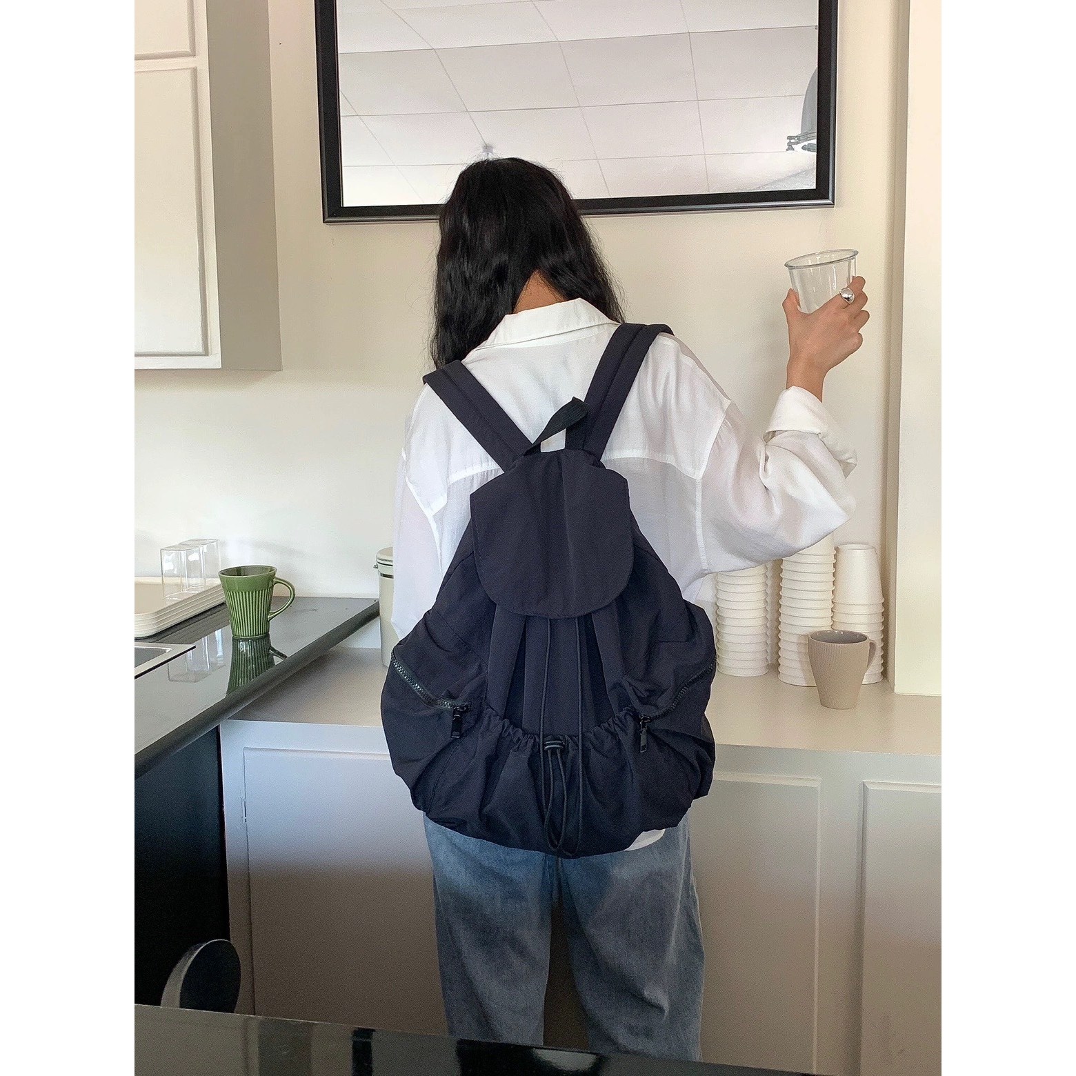 옳고바른 가벼운 여성 스트링 덮개 나일론 백팩 넉넉한 수납 데일리 출근 여행 가방 17,900원