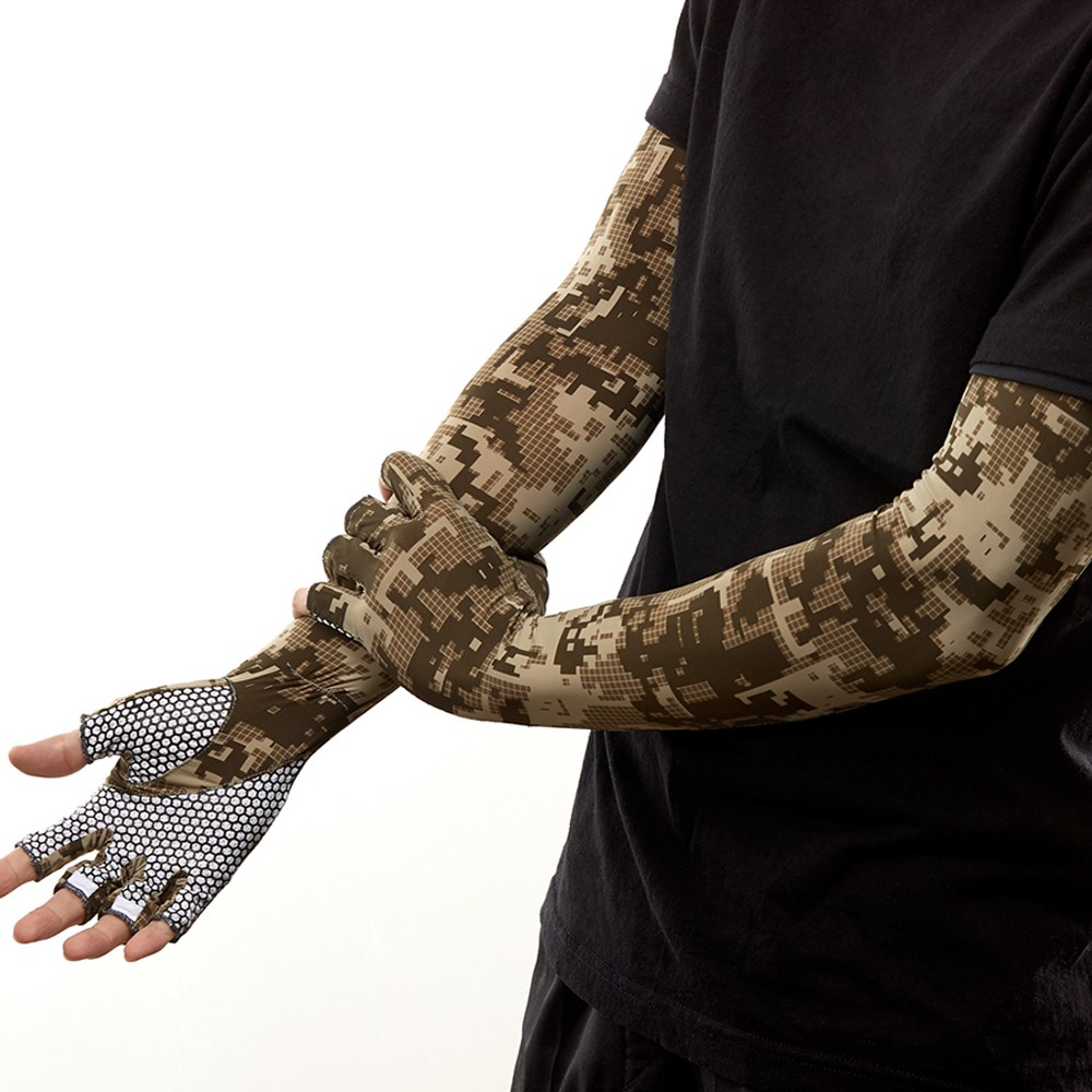 제코 하이마운트 UV차단 밀리터리 남성용 반장갑 쿨토시 미끄럼방지 10,600원