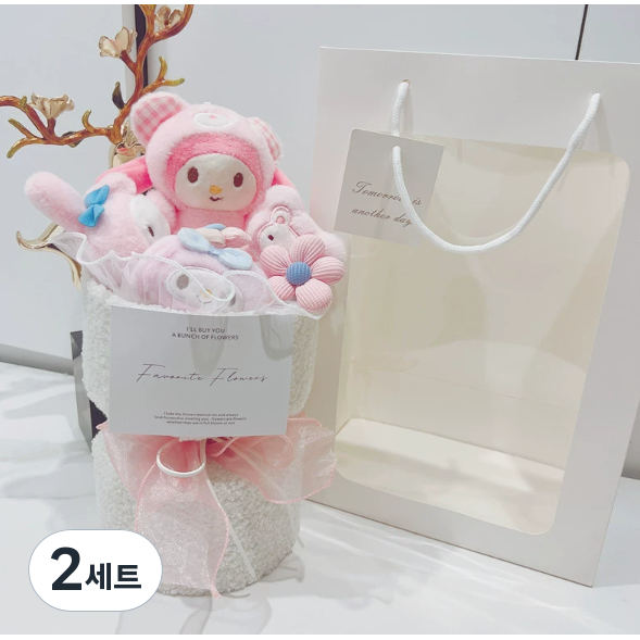 산리오 인형 꽃다발 선물세트, 쇼핑백 + 레터링카드 포함 총 3종 48,560원