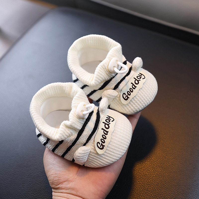 복뚱이]봄 가을 영유아 신생아 미끄럼방지 걸음마 신발 12,300원