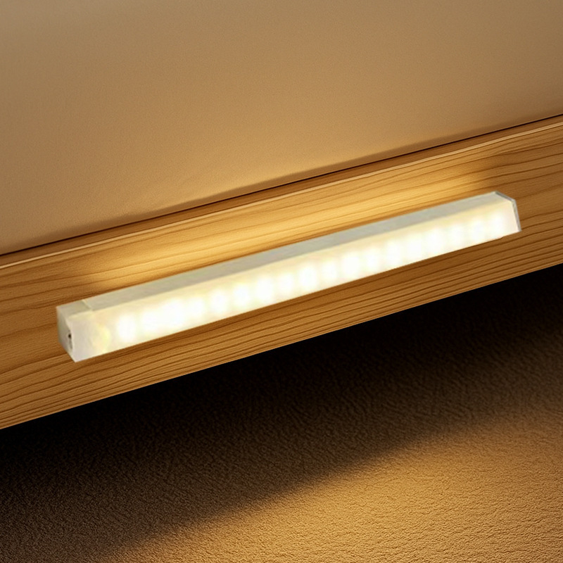 쉐리엘 C타입 충전형 자석 동작감지 직부형 센서등, 1개, 웜색 30cm 8,900원