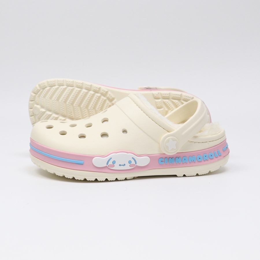 산리오(정품) 위즈 방한샌들 마이멜로디 시나모롤 쿠로미 18,800원