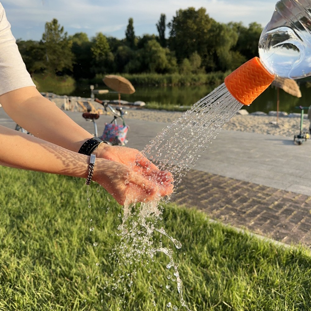 [HaruHaru] 휴대용 페트병 샤워헤드 캠핑 차박 샤워기 3컬러 1set [파우치포함] 14,900원