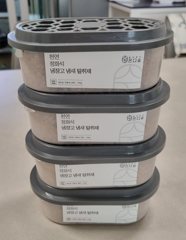 반영구 국산100% 강력한 천연 냉장고 탈취제 냉동실 반찬 김치 냄새제거 탈취 탈취기 4개 42,500원