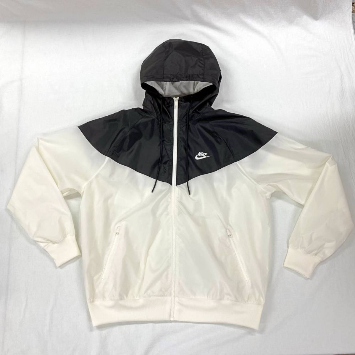 나이키 바람막이 가벼운 아우터 간절기 재킷 데일리 후드 집업 (캠벨 증정) 169,000원