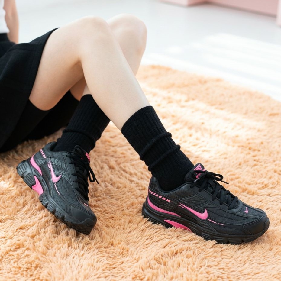나이키 이니시에이터 여성 런닝화 블랙 핑크 포인트 경량 키높이 데일리화 95,000원