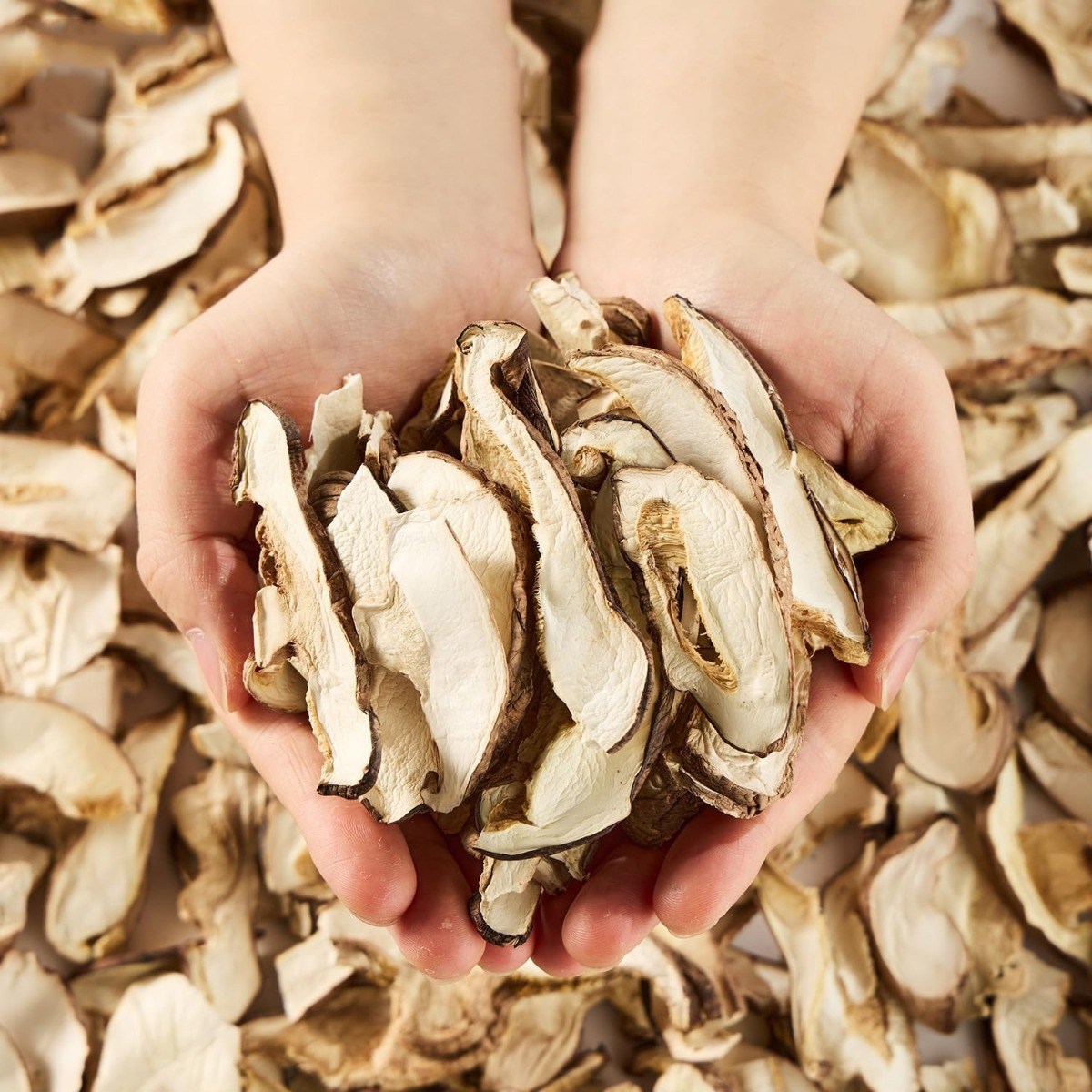 [최상급] 건표고버섯 슬라이스 건조 표고버섯 요리용 표고버섯, 프리미엄 건식 표고버섯 무농약, 2개, 1000g 37,780원