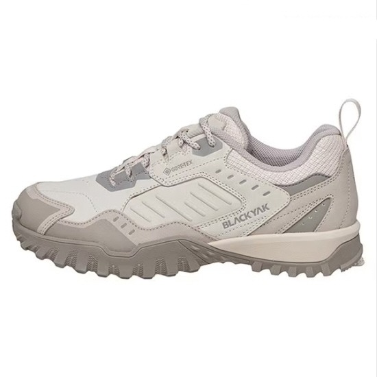 블랙야크 남여공용 고어텍스 방수 신발 트레킹화 발편한 등산화 운동화 요크셔 더퍼스트 GTX ABYSHX4928 131,820원