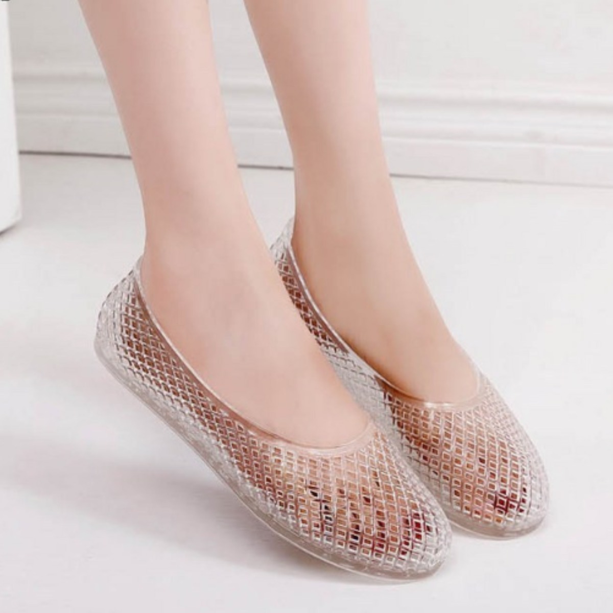 타임퓨어 여성용 여름 샌들 투명젤리슈즈 워터파크젤리샌들 방수 플랫슈즈 스타일 젤리 신발 펀칭 젤리플랫슈즈 펀칭플랫슈즈 젤리단화 아쿠아슬리퍼 24,760원