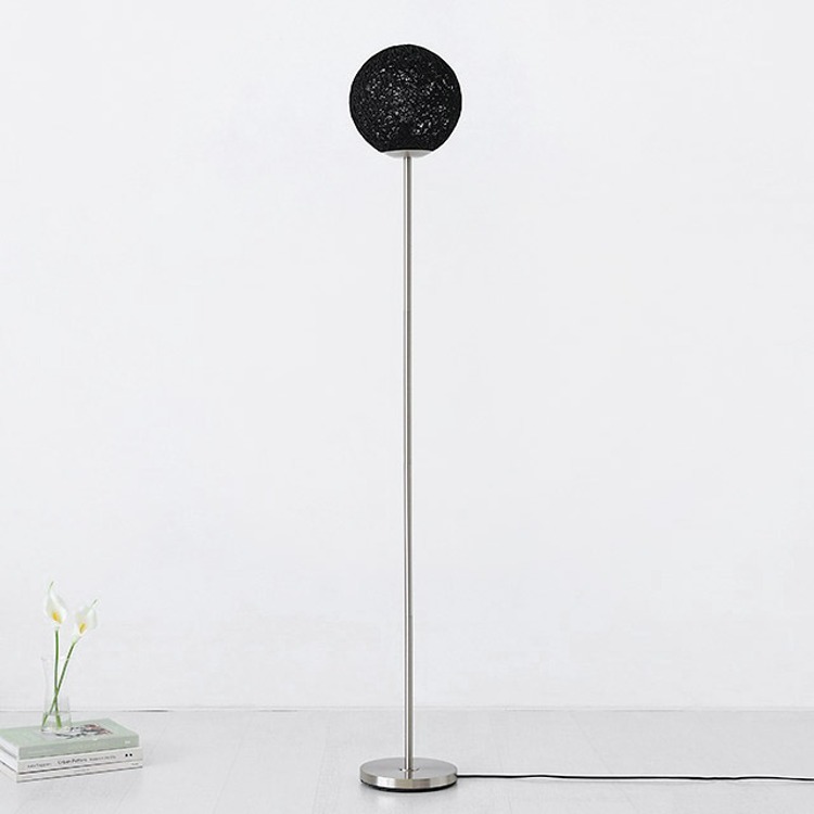 마켓비 PAUSA 장스탠드 E26 KS2352F + E26 LED 스마트전구 9W 컬러 세트 42,900원