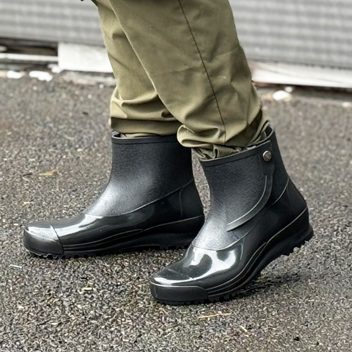 남자 국산 발목 장화 반장화 패션 레인부츠 고무 주방 위생장화 배달 라이더 바이크 부츠 15,900원