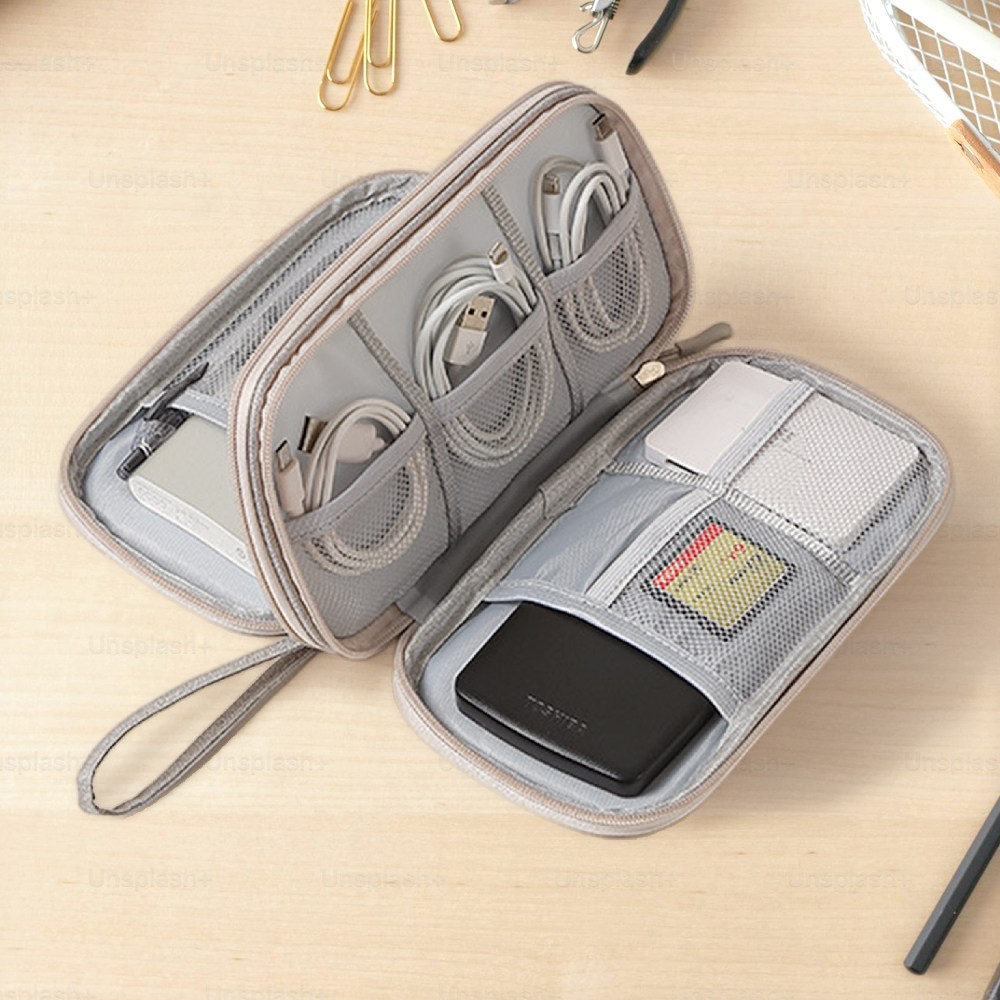 디그램 디지털 여행용 멀티 케이블 파우치 15,000원