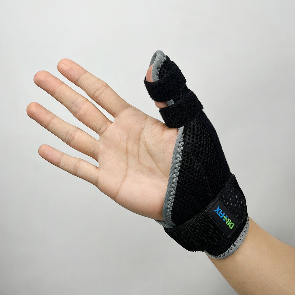 닥터픽스 엄지손가락 보호대 의료용 손목보호대 부목 건초염 스트랩, 1개 30,900원