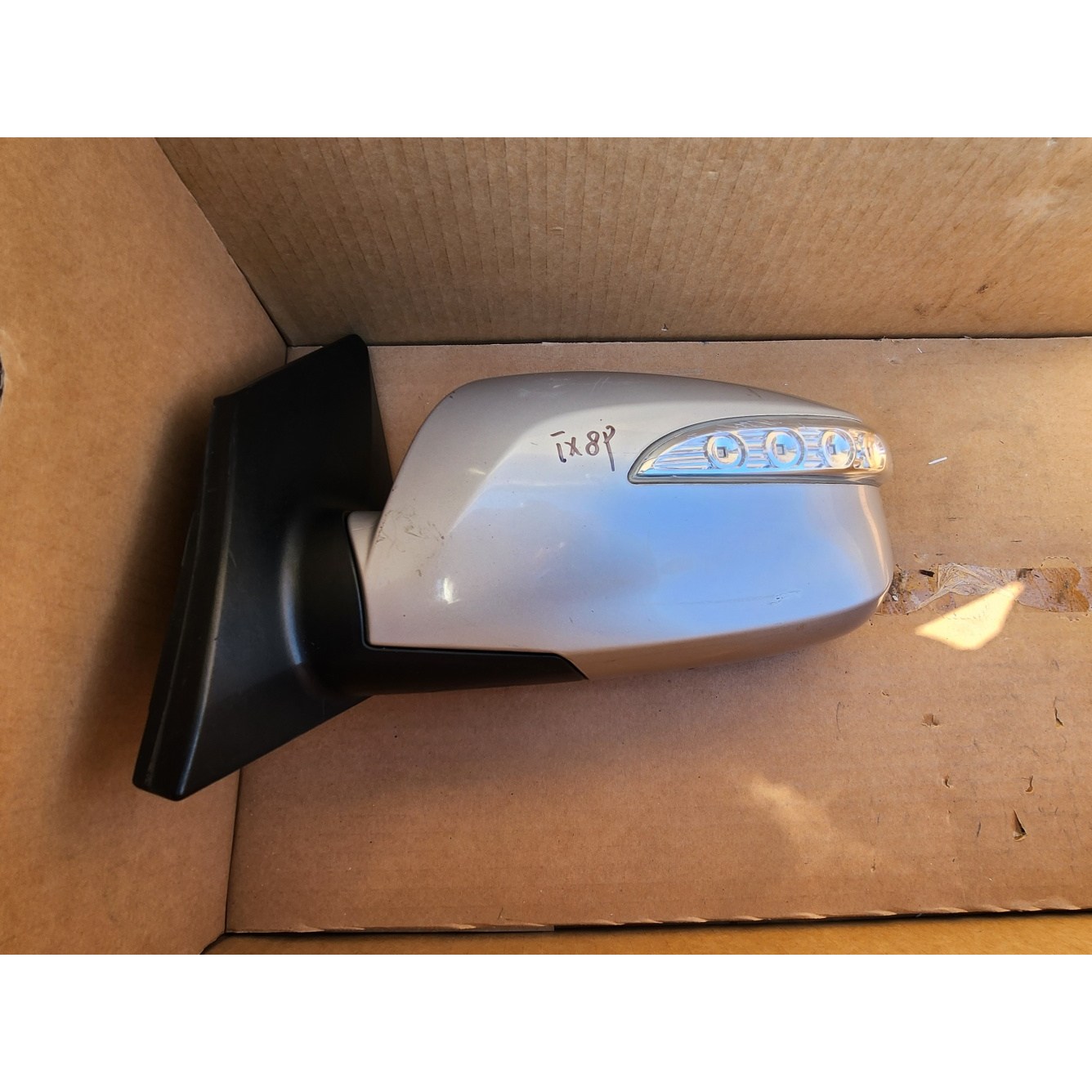 투싼ix 사이드미러, 1개, 투싼 88,000원