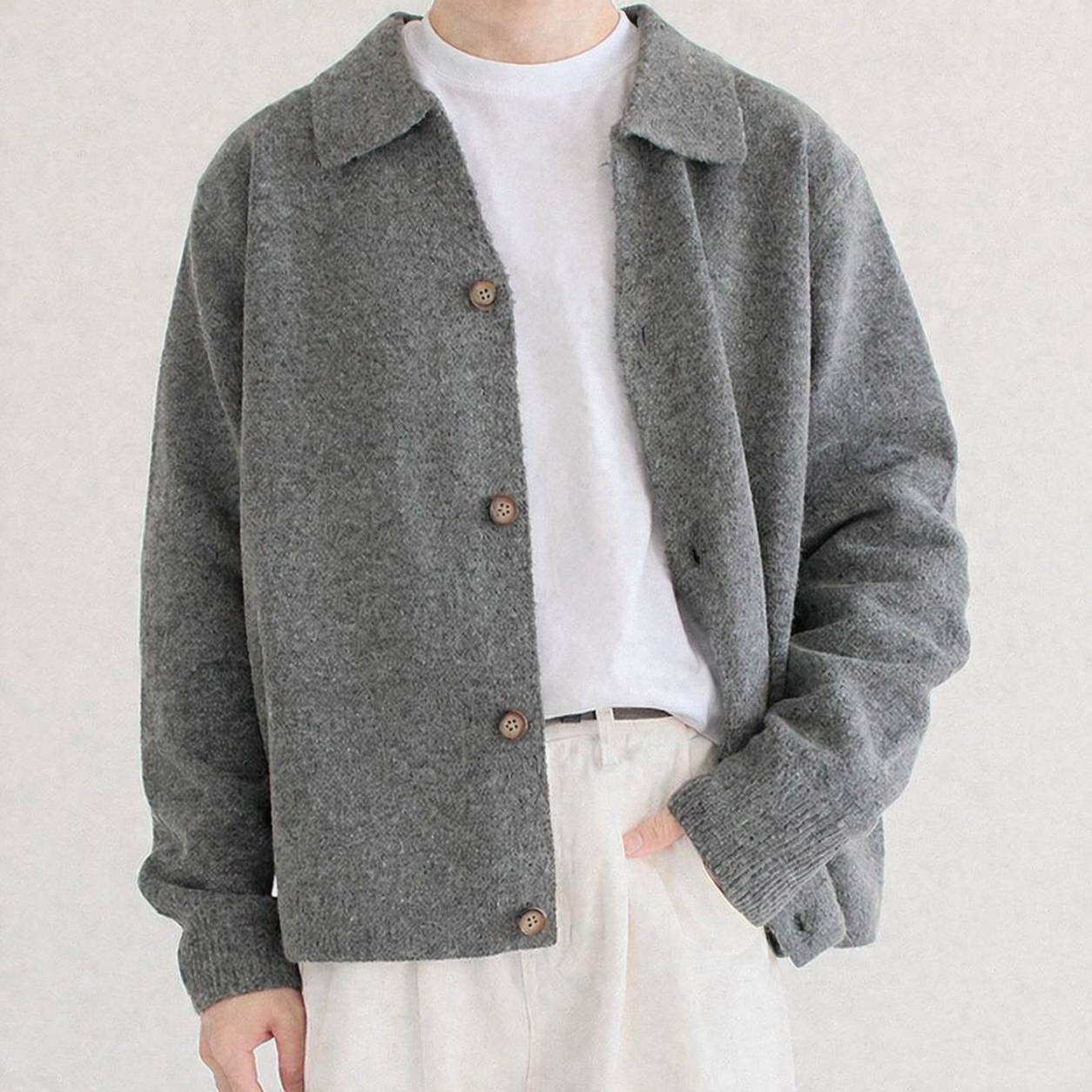 비아크스 남자 카라 오버핏 복슬 가디건 포근한 터치 부드럽고 따뜻한 가을 겨울 니트 가디건 18,900원