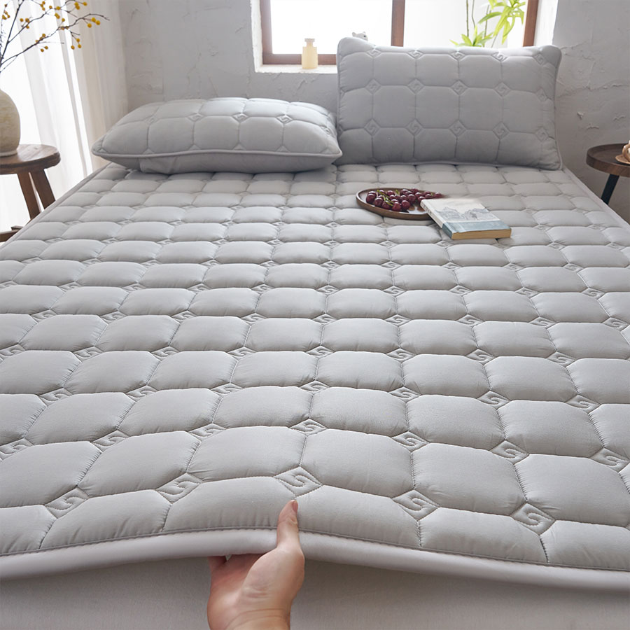 침대패드 항균 사계절 누빔 논슬립 고정밴딩 22,500원