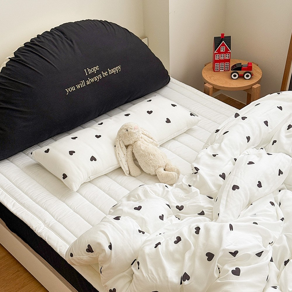 올포홈 달달하트 모달 뒹굴러베개 유아 아기 베개 이탈방지 와이드, 블랙하트 뒹굴러 베개 33,000원