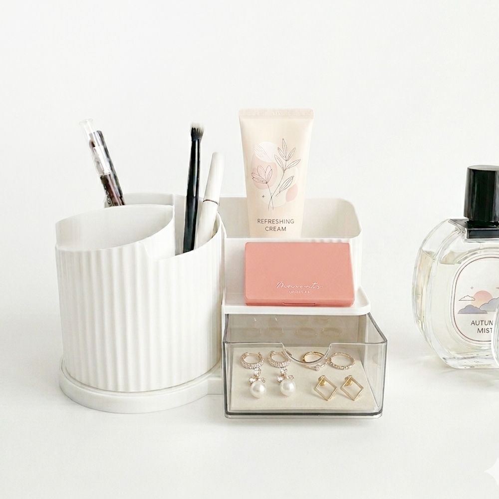 화장품정리함 360도 회전 브러쉬꽂이 섀도우수납함 머리끈보관함 악세서리 정리대 12,900원