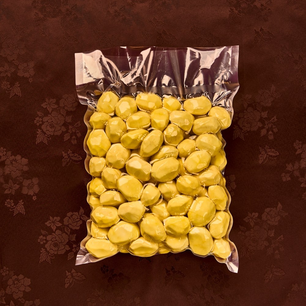 훼밀리7마켓 국산 햇밤 공주정안밤 깐밤(알뜰), 2kg, 1박스, 현재가 43,900원