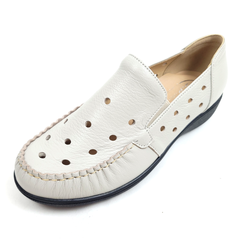 의정부수제화 소가죽 펀칭 발편한 통굽 여성 여름 로퍼 여자 가죽단화 발볼넓은 여성화 73,700원