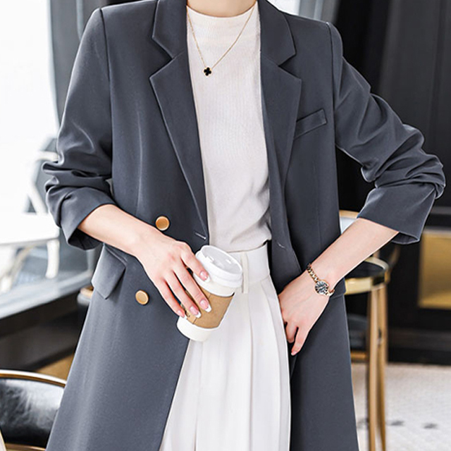 페이퍼먼츠 여성용 더블 카라 버튼 슬림핏 긴팔 자켓 02713 67,860원