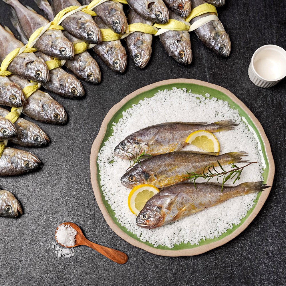 영광 법성포 전통방식 역걸이 굴비 40마리 3.0kg이상 18cm~20cm 73,950원