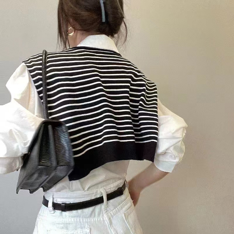 소울린느 스트라이프 어깨 숄 가디건 스카프 (3컬러) 9,900원