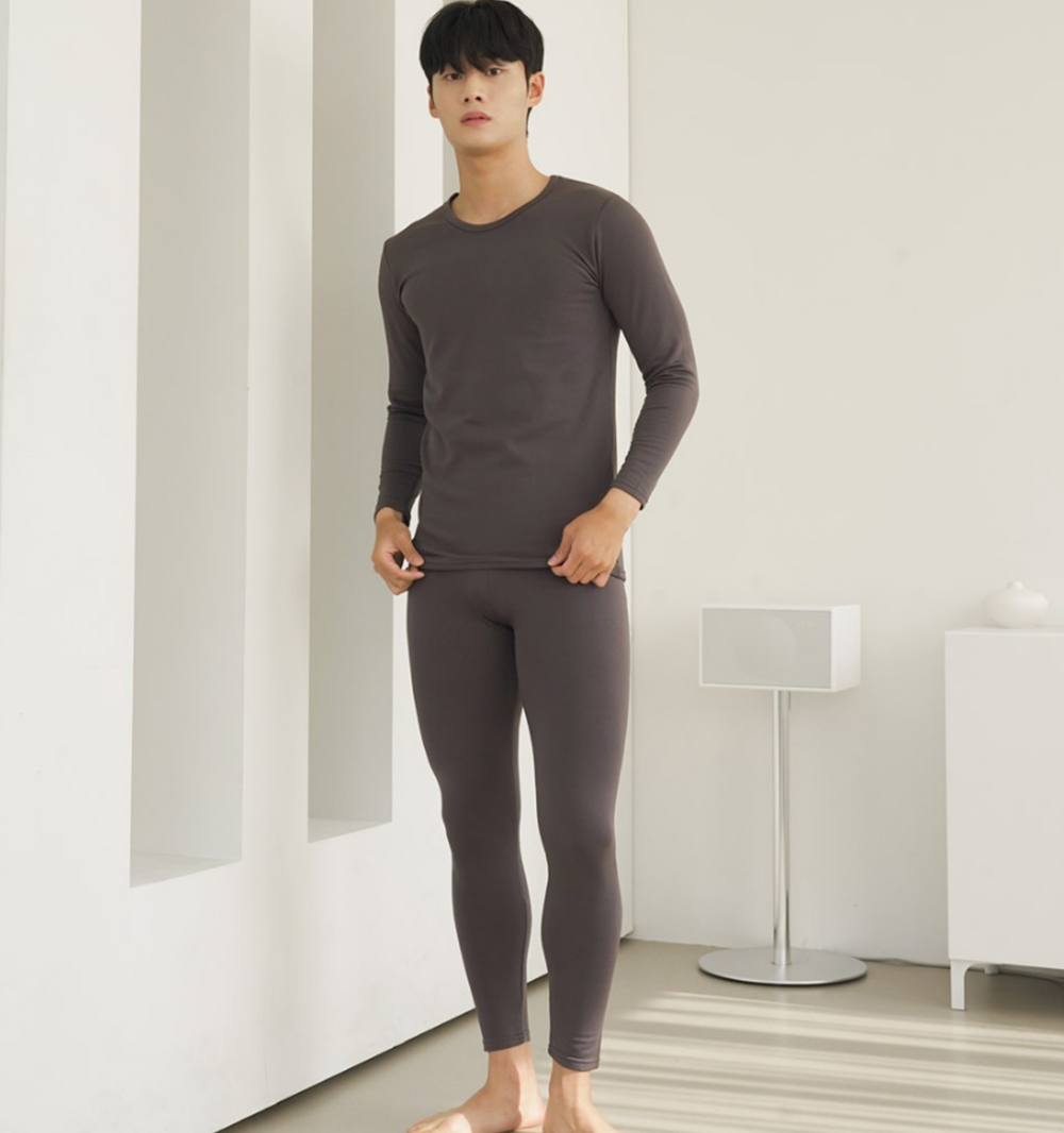 엘라운지 남성용 코지웜 플러스 슬림핏 피치기모 상하세트 13,030원