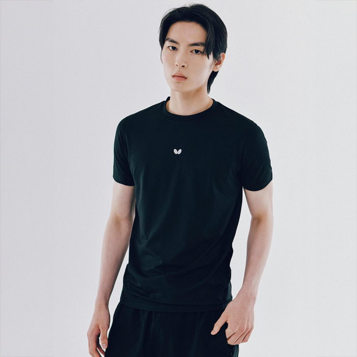 버터플라이 퀵 드라이 머슬 핏 숏 슬리브 티셔츠 35,900원