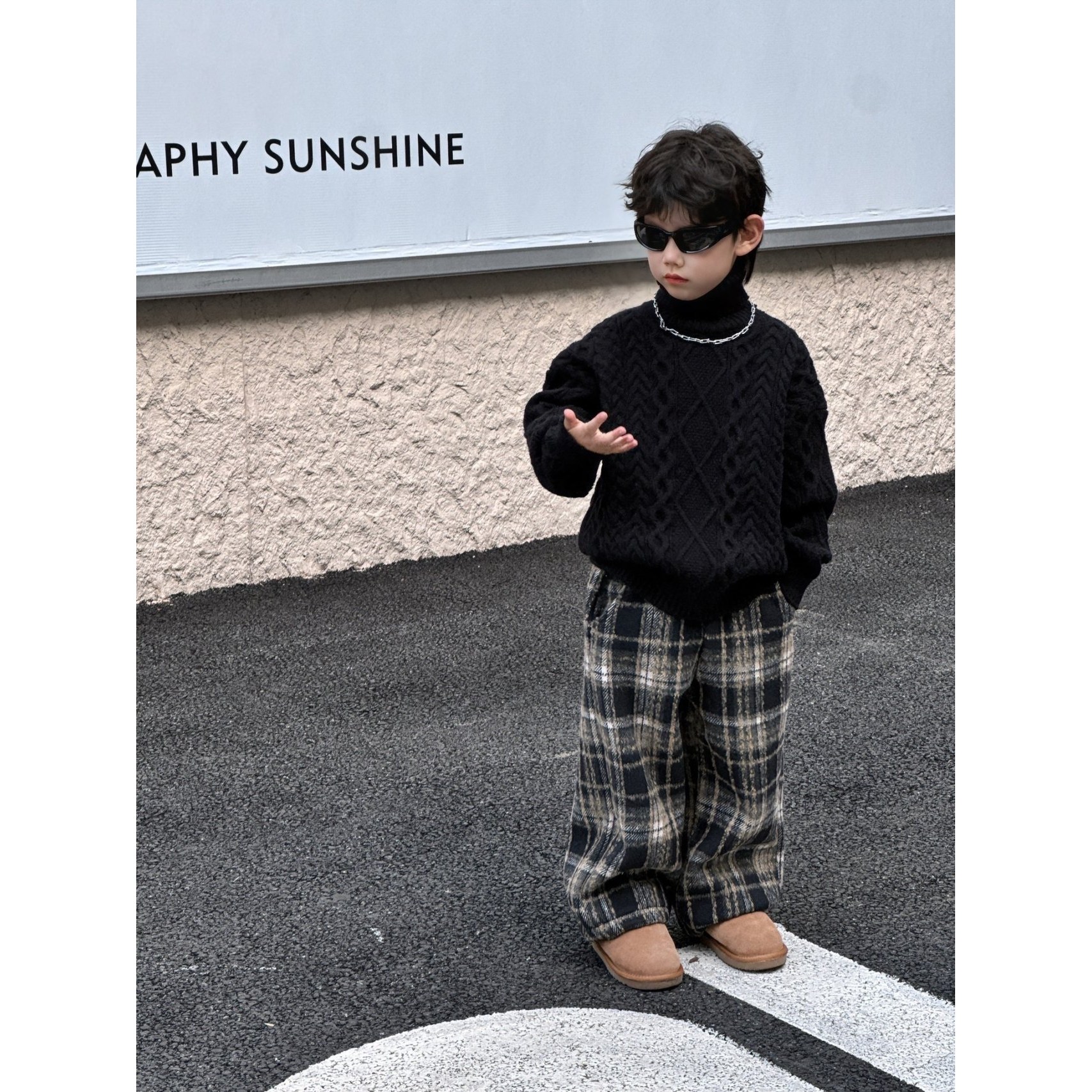 뿜이네 키즈남아 상하세트 간지템  하객룩 촬영룩 나들이룩 등원룩 행사룩  블랙목폴라 니트 체크바지 와이드팬츠 42,900원