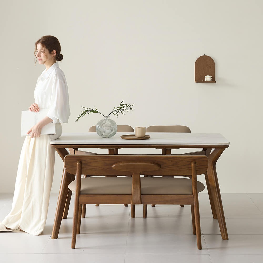 까르엠가구 헤이븐 포세린 양면 세라믹 50R 애쉬 원목 4인용 식탁세트 1400 2인벤치1+의자2 685,900원