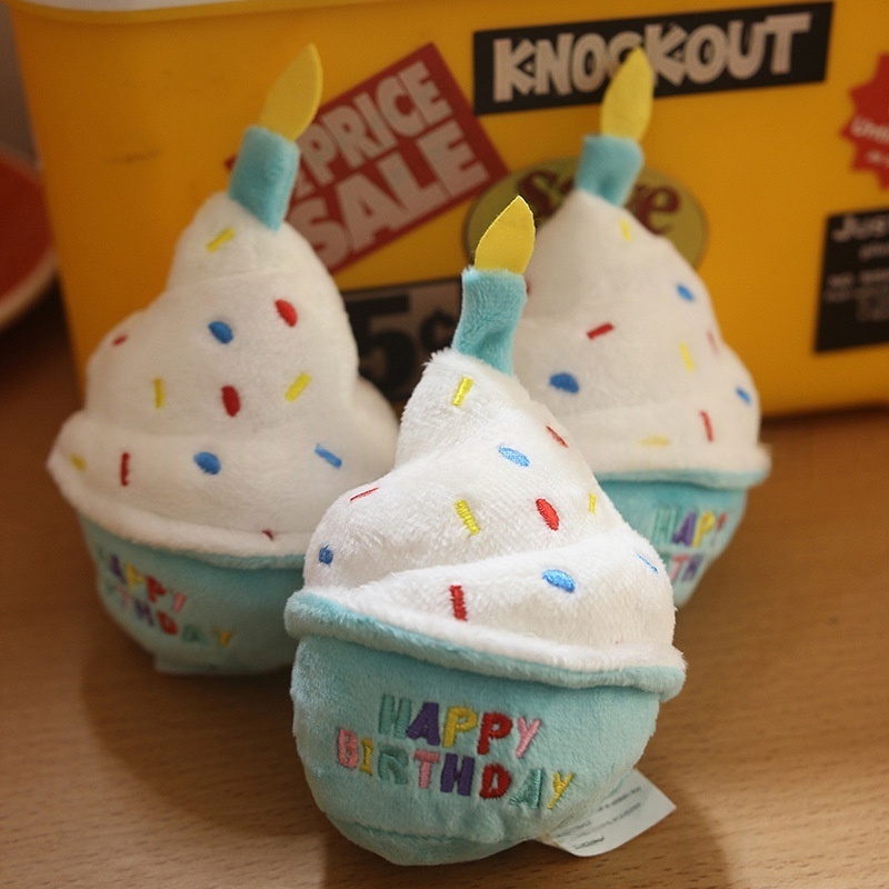 포아틀리에 강아지 컵케이크 봉제 장난감 삑삑이 정교한 자수 스트레스 해소 대형견 소형견 공용, 블루blue, 1개 7,900원