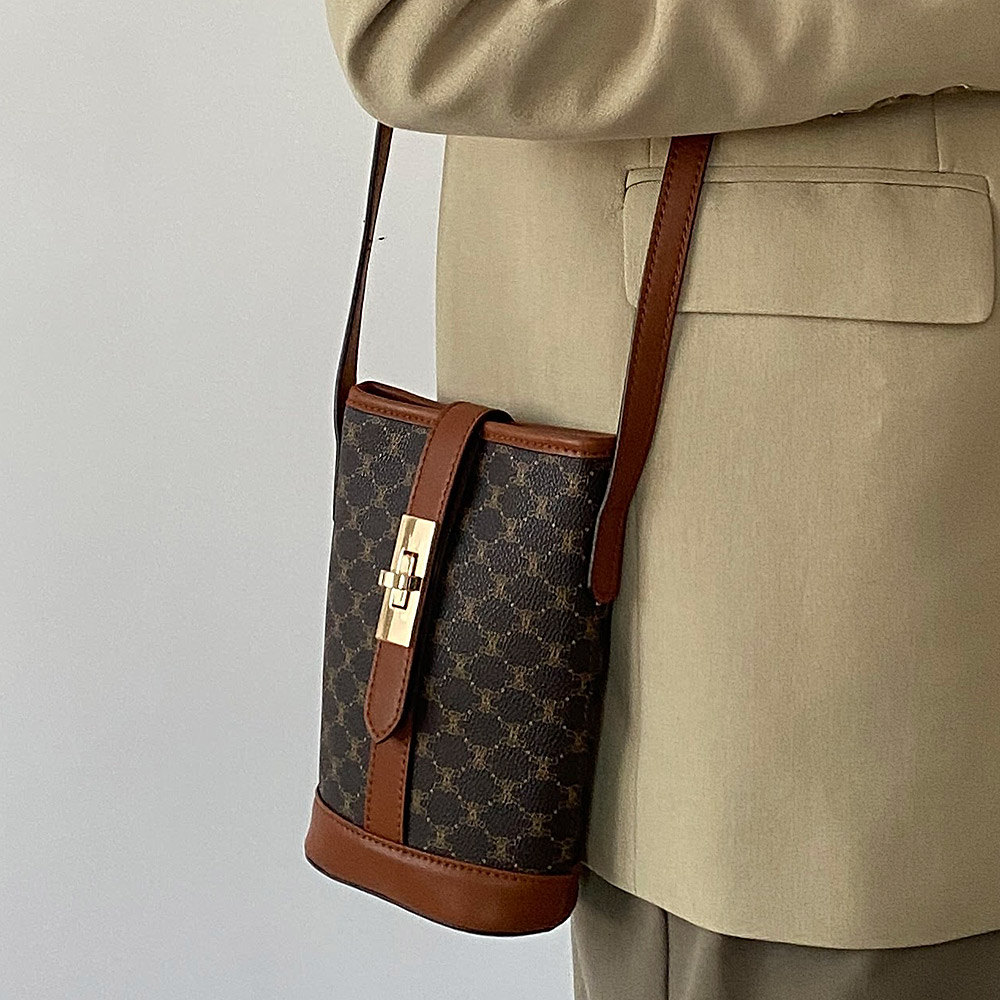 끄레앙 크로스 미니 핸드폰백 S765 34,900원