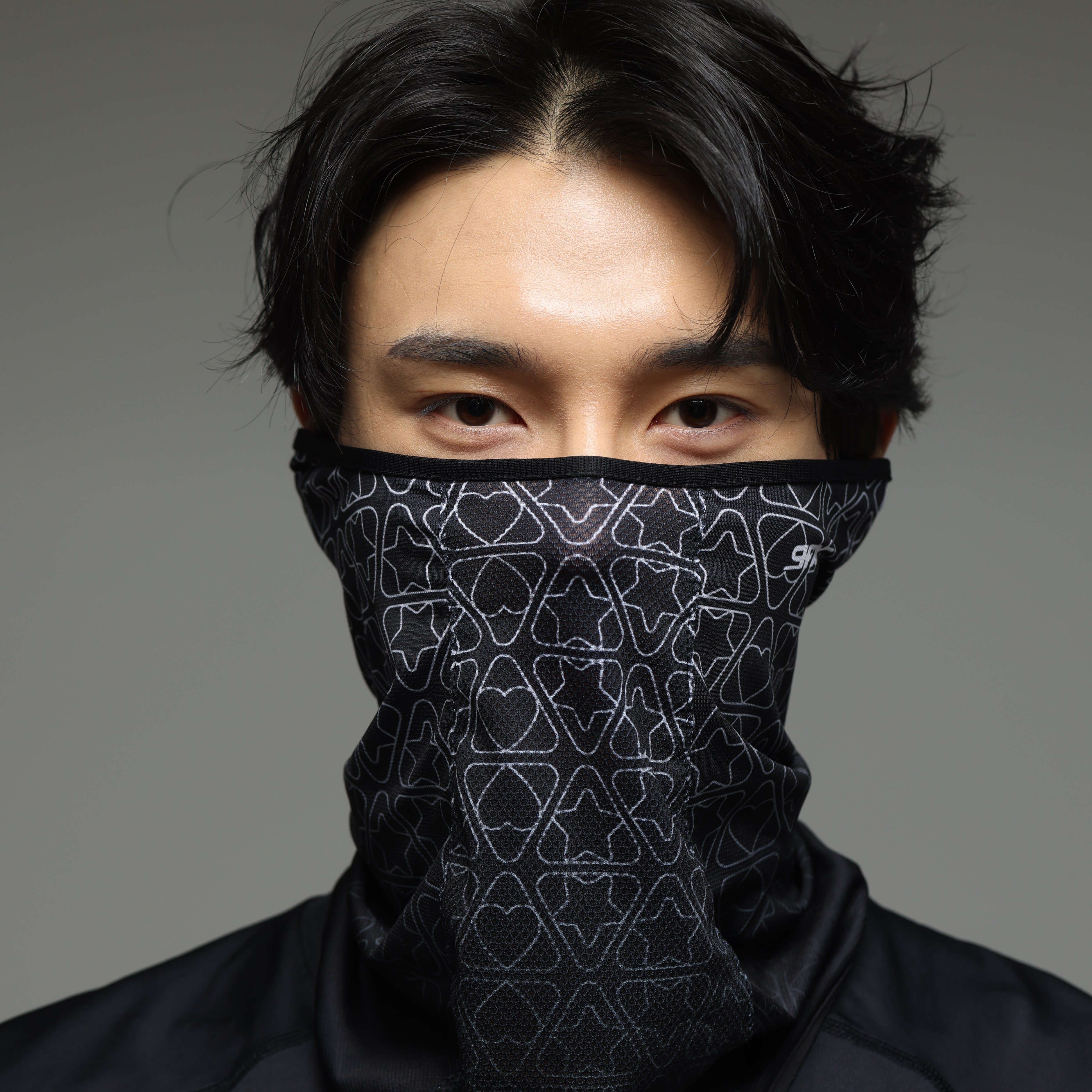 나인에프엑스 썸머체이스 햇빛가리개 자외선차단 여름용 스포츠 워머 마스크 릴렉스핏 13,380원