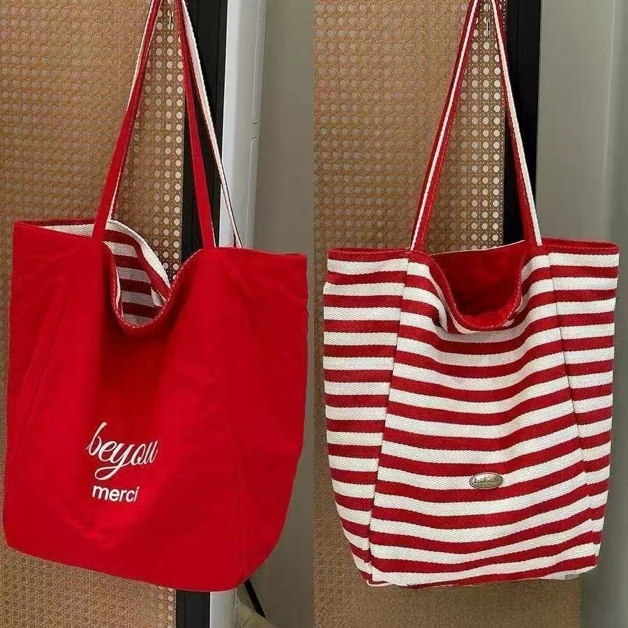 코코린느 투웨이 양면 스트라이프 줄무늬 리버서블 리버시블 에코백 숄더백 가방(2colors) 9,900원