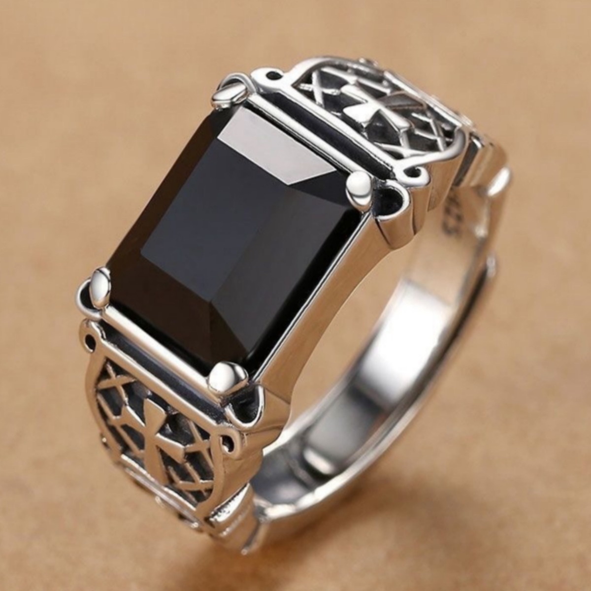 padoA 은반지 실버링 블랙 나이트 남자 선물용 S925 프리사이즈 케이스포함 14,800원