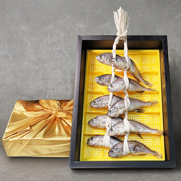 법성정굴비 명품오가5호(10미)25cm내외(1.55kg내외) 200,000원