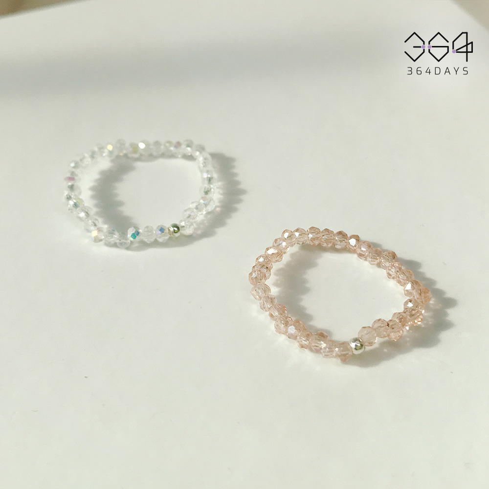 364days 신민아 비즈반지 여성스러운 925실버 은볼 오로라 핑크 화이트 크리스탈 반지 여배우 비즈반지 사이즈 선택가능 12,700원