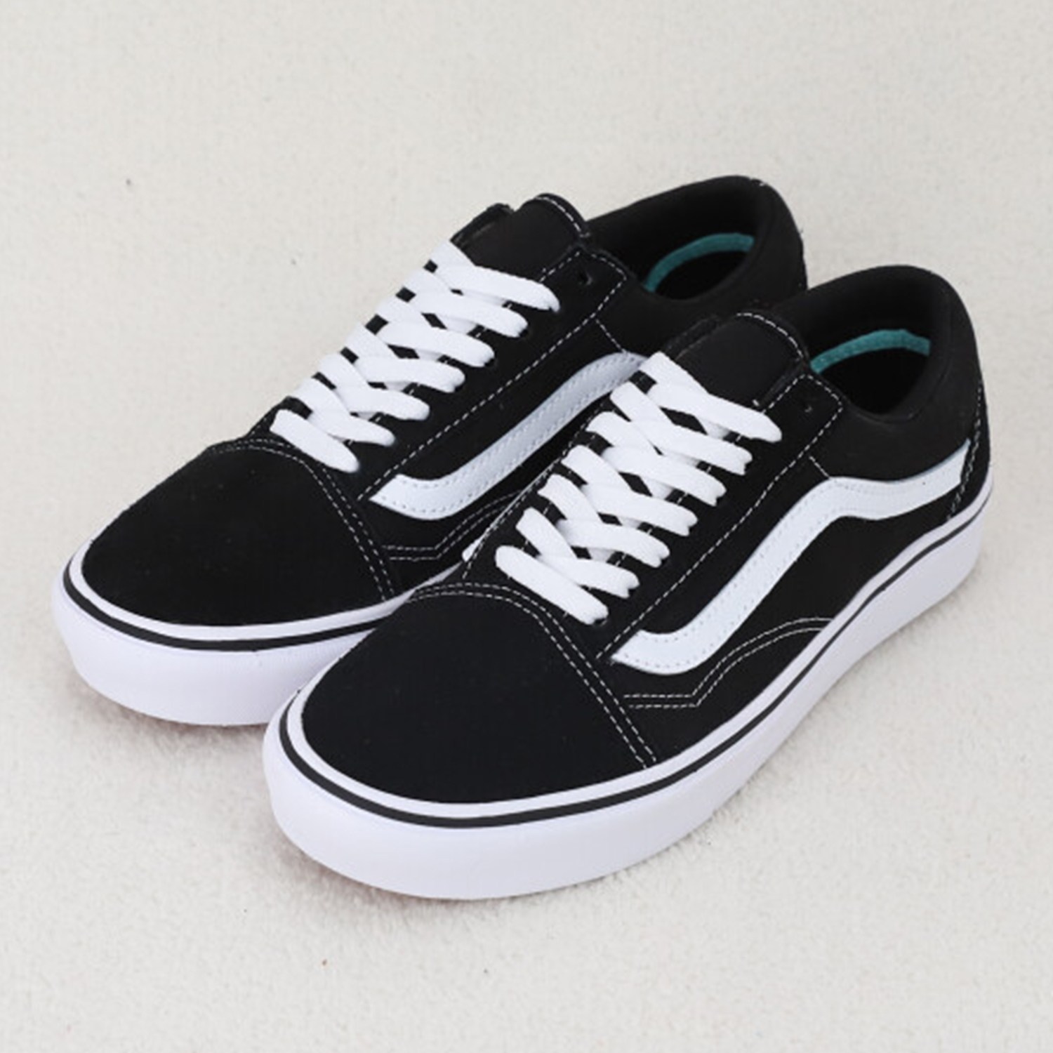 반스 올드스쿨 컴피쿠시 코어 클래식 헬스화 단화 커플화 76,900원