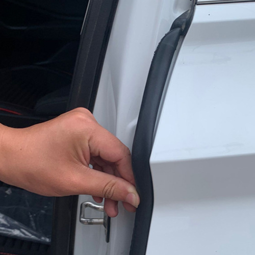 자동차 풍절음 차단 방음 고무몰딩 2개 1대분 (도어 충격 흡수패드 10p 증정) 7,650원