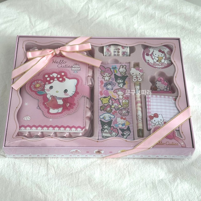문구보따리 산리오 다이어리 꾸미기 생일선물 시나모롤 마이멜로디 쿠로미 15,900원