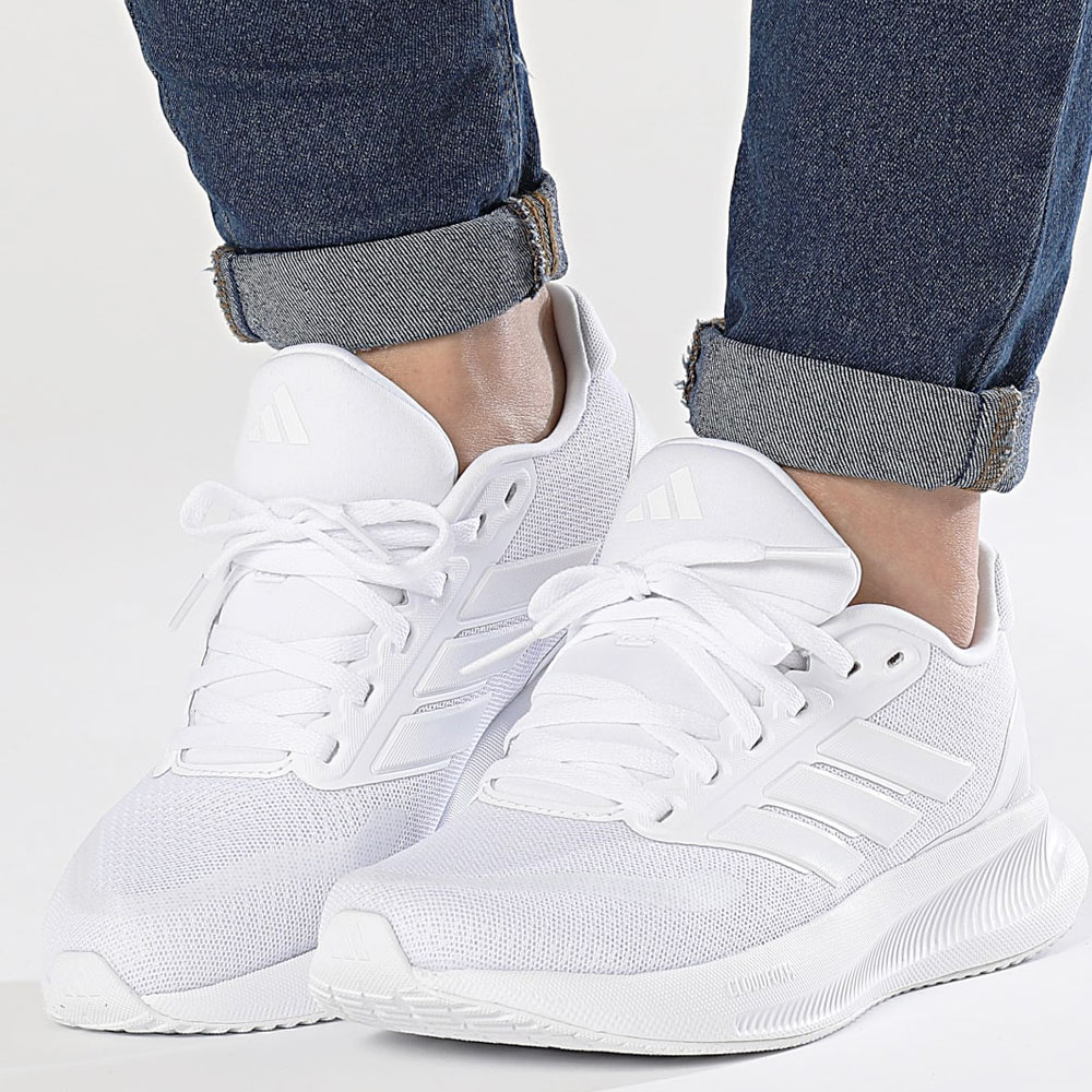 아디다스 화이트 여성 운동화 런닝화 가벼운 워킹화 헬스신발 트레이닝화 달리기 데일리슈즈 55,000원