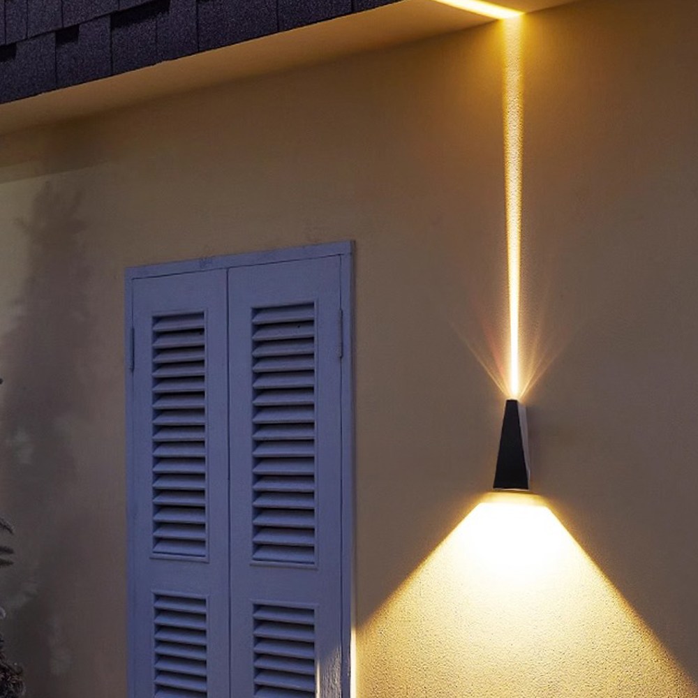 데이온 LED 빔2등 벽등 벽조명 방수 전구색 23,470원