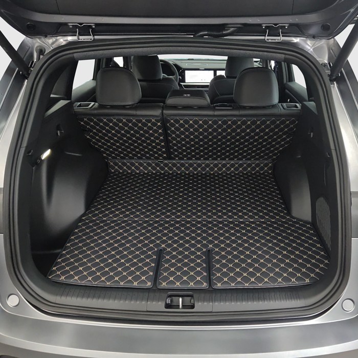 카프트 2025 그랑 콜레오스 호환 트렁크매트 프리미엄 퀄팅 가죽 차박, 블랙-베이지 69,000원